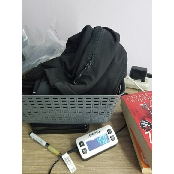 Salomon Women's Black Clima Wind Full Zip Jacket Medium Back Pouch Pocket - Picture 9 of 9